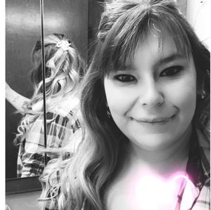 Meet your Posher, Kelsey